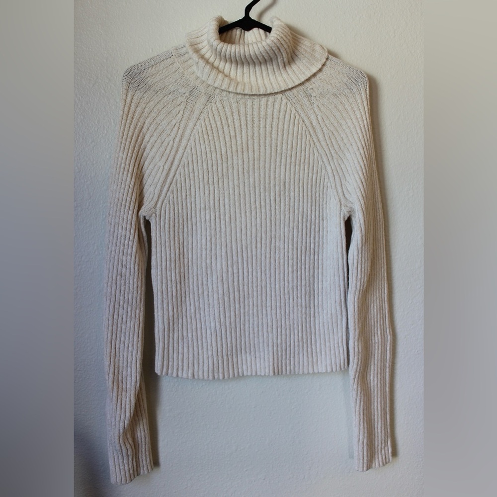 American Eagle Outfitters Cream Turtleneck Sweater